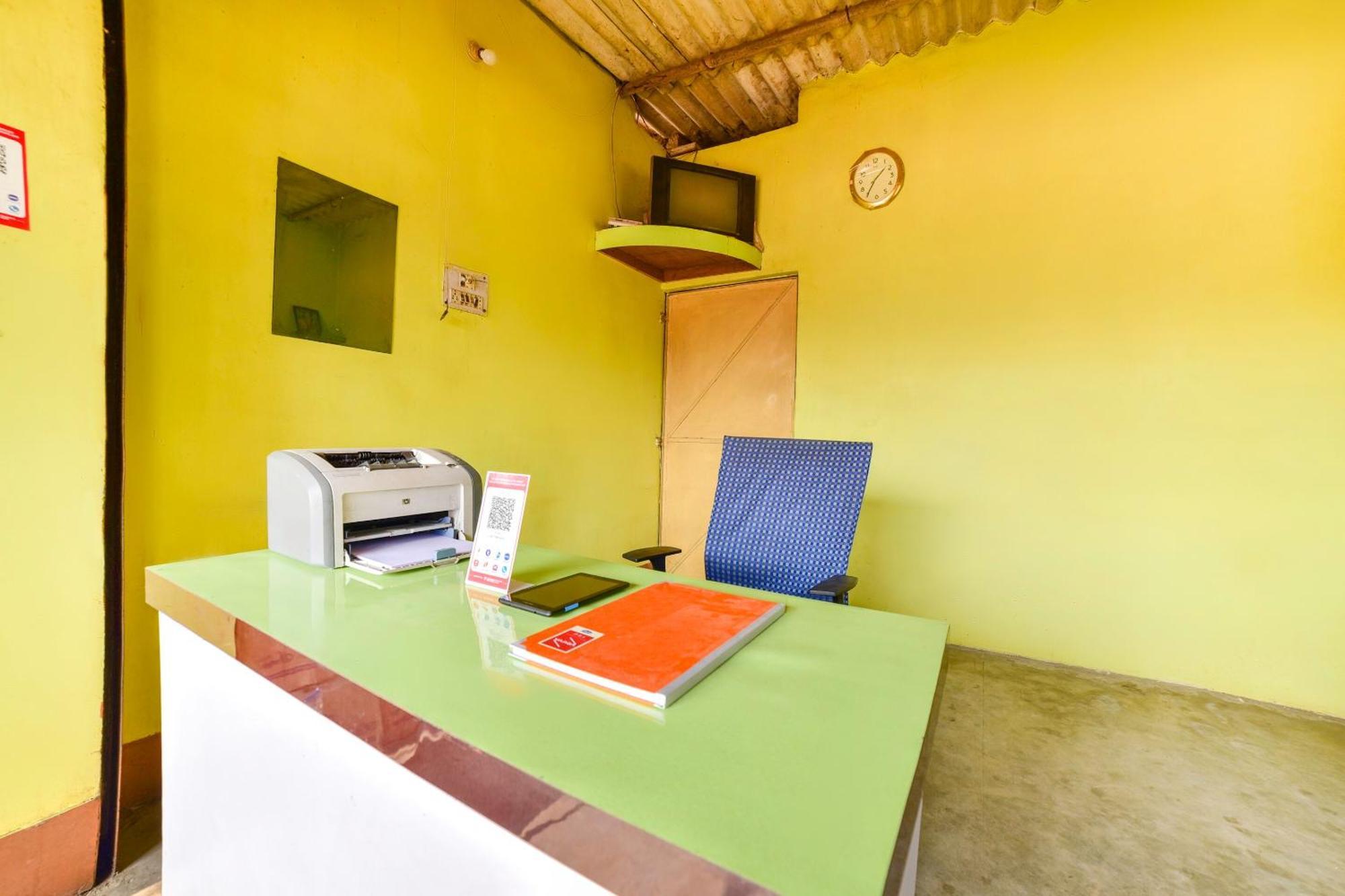 Oyo Flagship Ashoka Guest House Bihta ภายนอก รูปภาพ