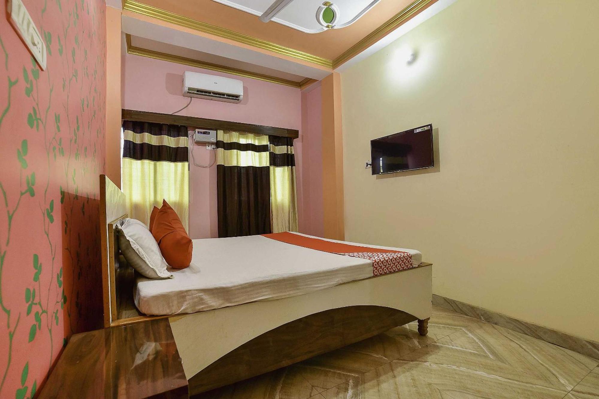 Oyo Flagship Ashoka Guest House Bihta ภายนอก รูปภาพ