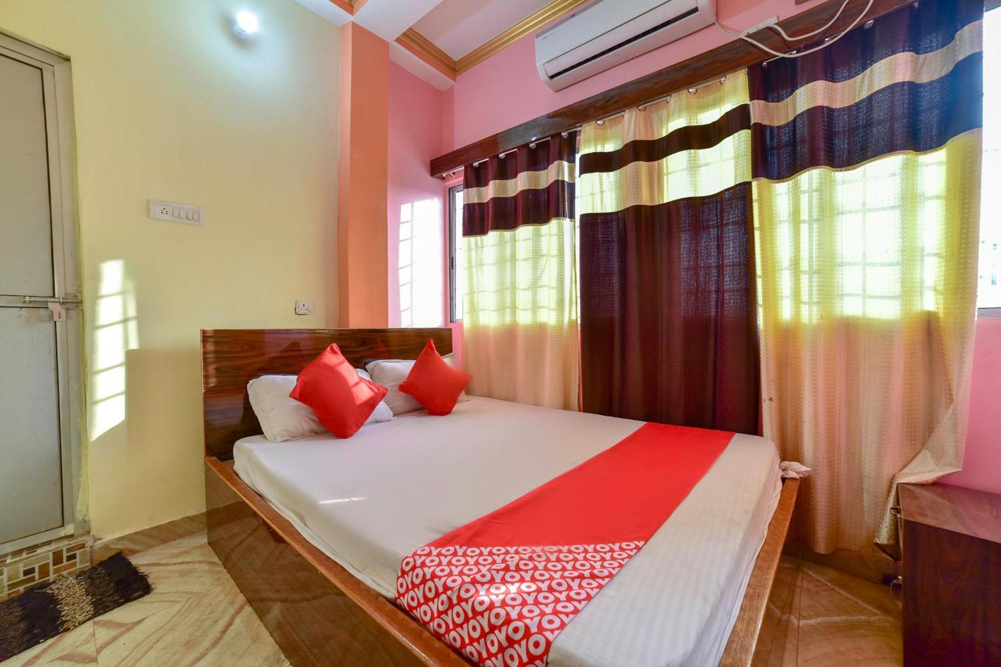 Oyo Flagship Ashoka Guest House Bihta ภายนอก รูปภาพ