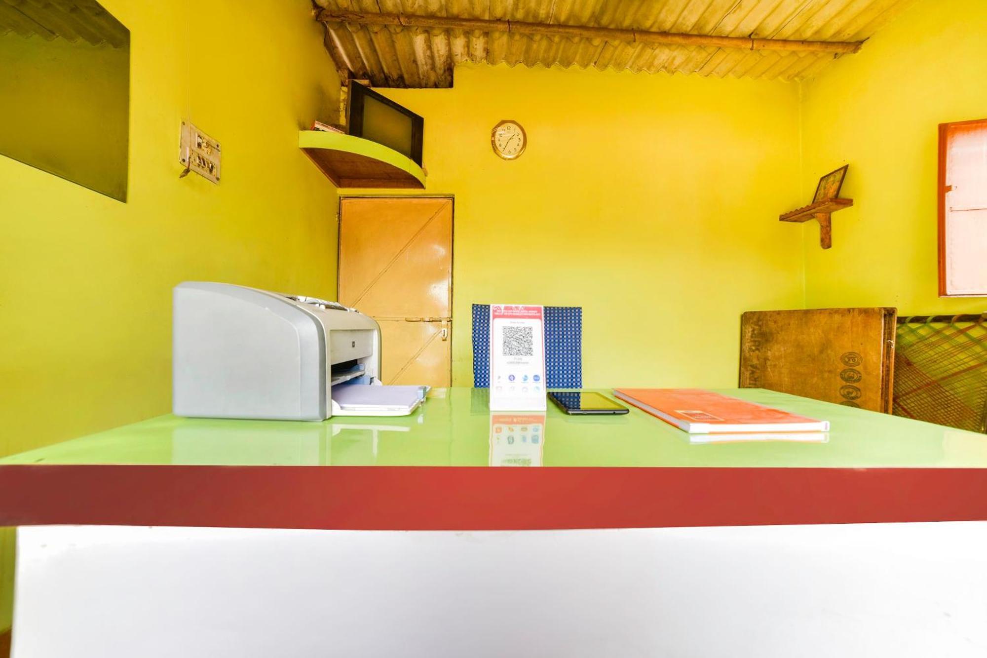 Oyo Flagship Ashoka Guest House Bihta ภายนอก รูปภาพ