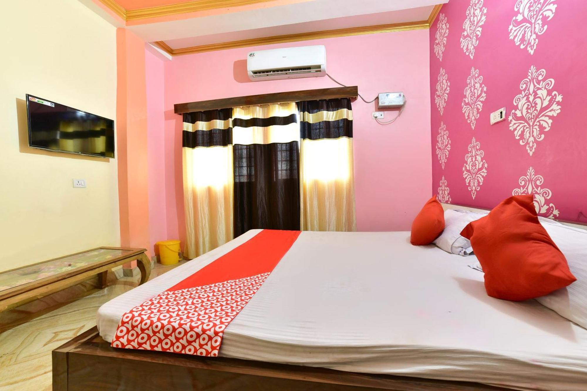 Oyo Flagship Ashoka Guest House Bihta ภายนอก รูปภาพ